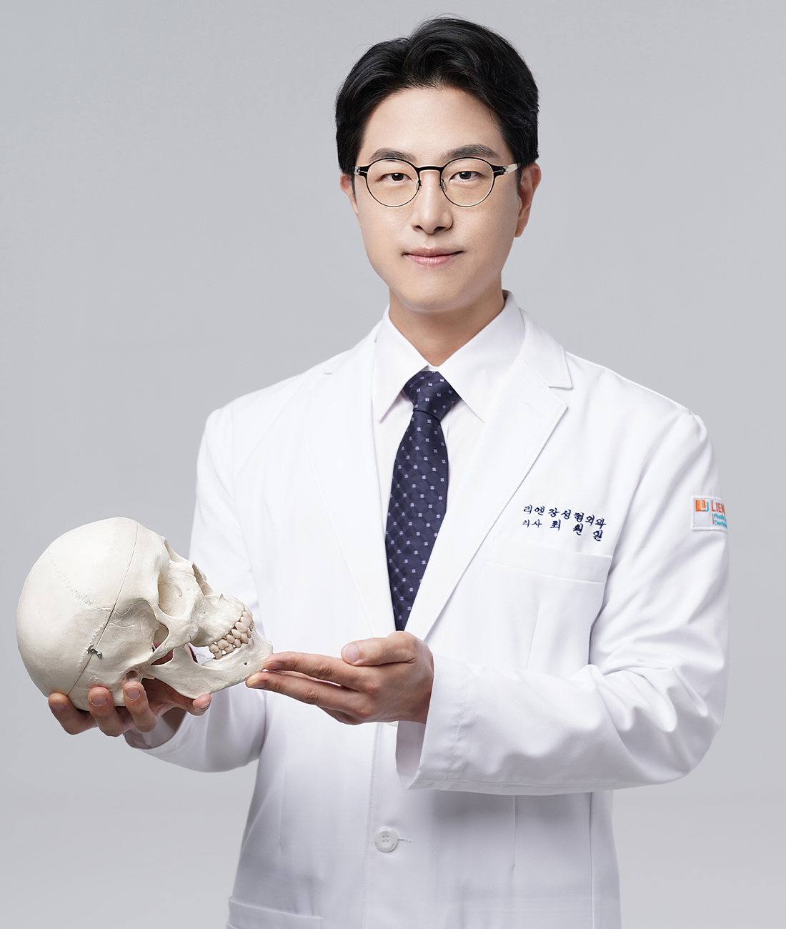 lienjang-doctor-plastic-surgeon